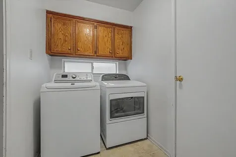139 Spanish Moss Lane Lake Jackson TX 77566