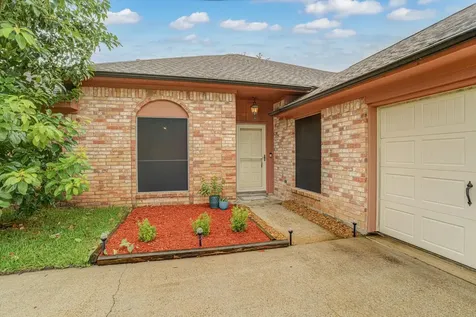 139 Spanish Moss Lane Lake Jackson TX 77566