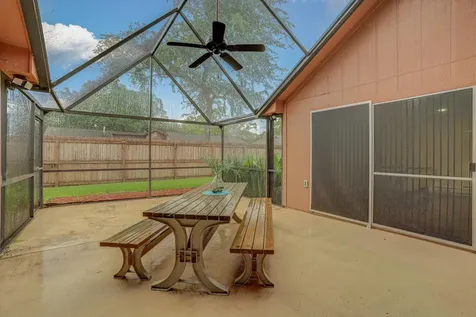 139 Spanish Moss Lane Lake Jackson TX 77566