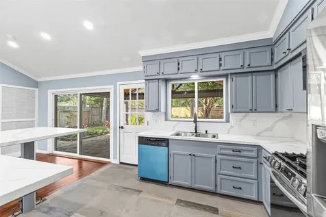 5402 Libbey Lane Houston TX 77092