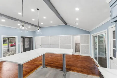 5402 Libbey Lane Houston TX 77092