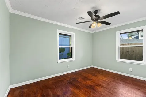 5402 Libbey Lane Houston TX 77092
