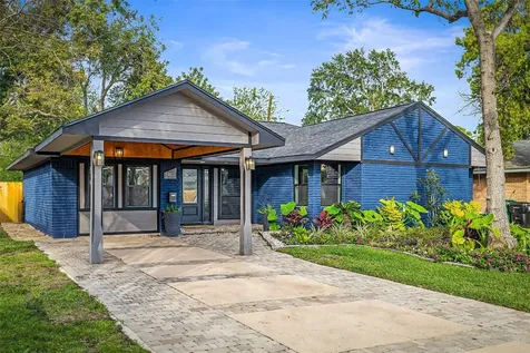5402 Libbey Lane Houston TX 77092