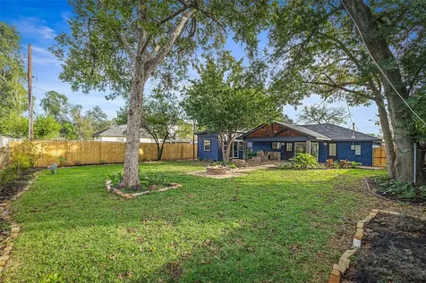 5402 Libbey Lane Houston TX 77092