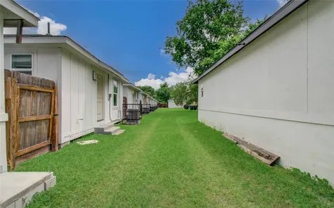 4914 Lee Street Houston TX 77020