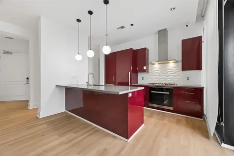 1409 Post Oak Boulevard 2003 Houston TX 77056