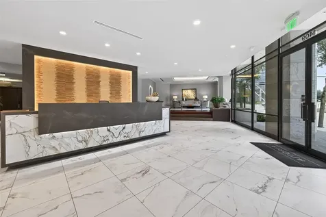 1409 Post Oak Boulevard 2003 Houston TX 77056