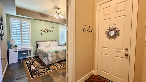 1013 Gross Street Houston TX 77019