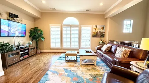 1013 Gross Street Houston TX 77019