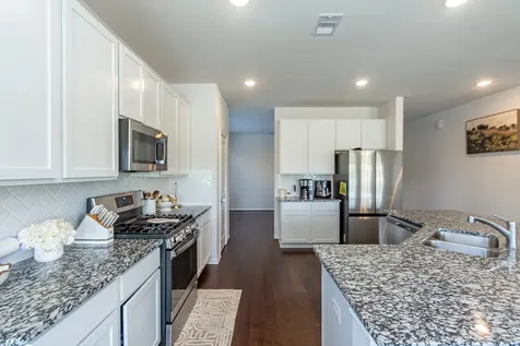 505 Prairie Grass Trail Clute TX 77531