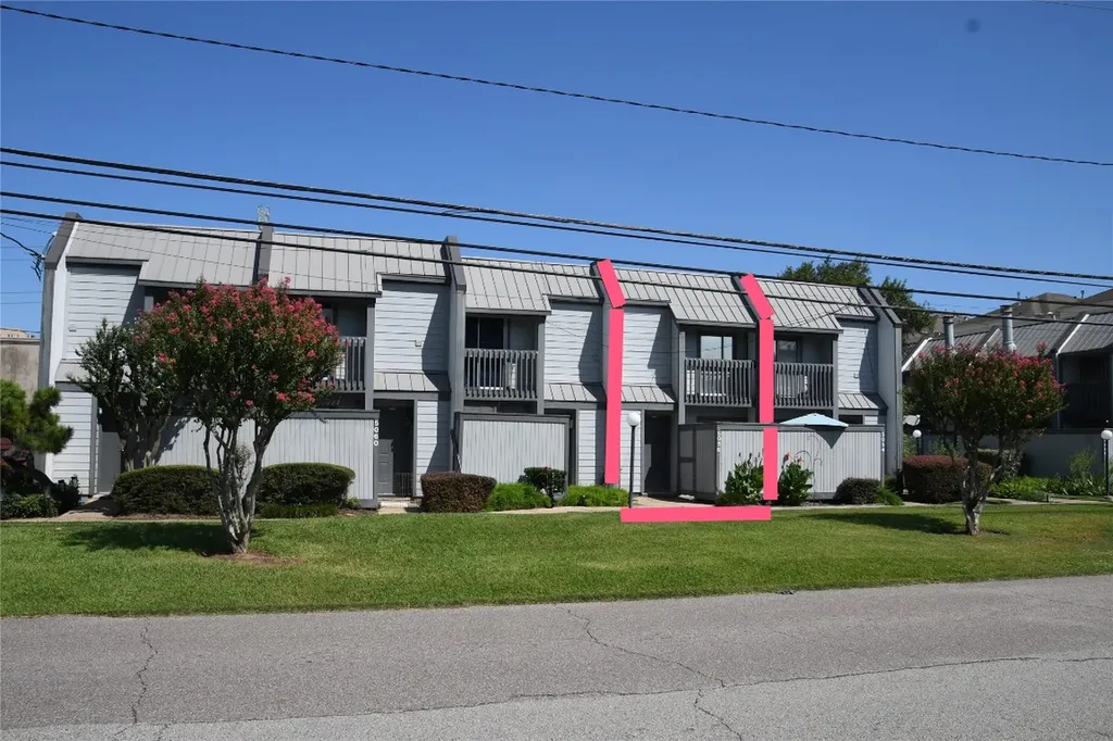 5056 Glenmont Drive Houston TX 77081