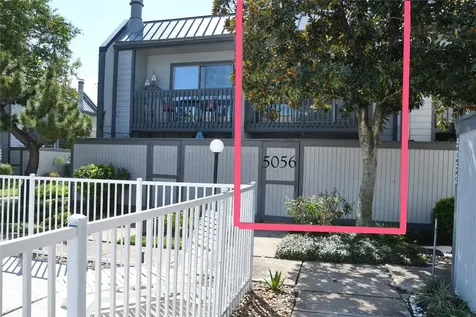 5056 Glenmont Drive Houston TX 77081