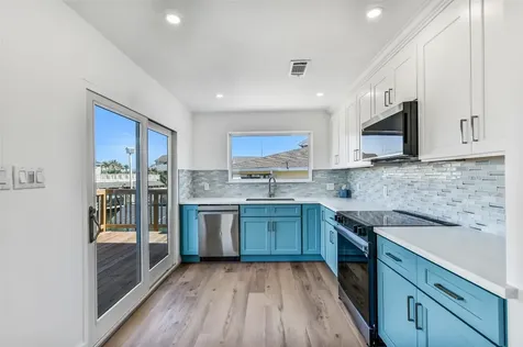 1326 Hawaii Drive Tiki Island TX 77554