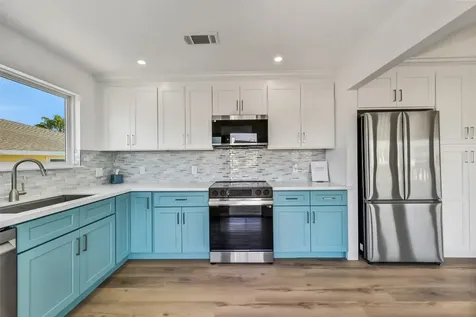 1326 Hawaii Drive Tiki Island TX 77554