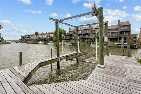 18309 Starboard Drive Houston TX 77058