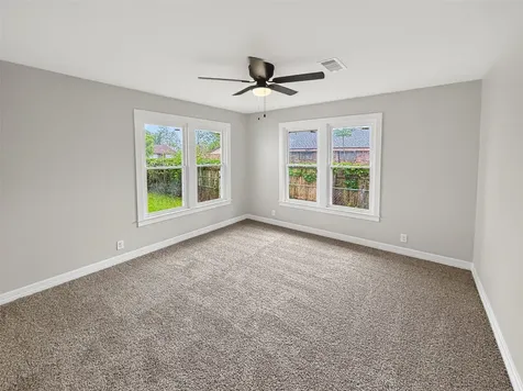 729 Loggins Drive West Columbia TX 77486