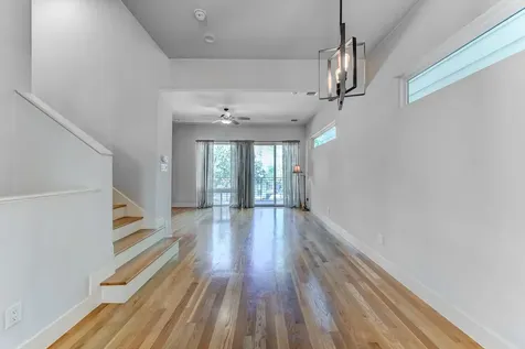 2705 Street Emanuel Street Houston TX 77004