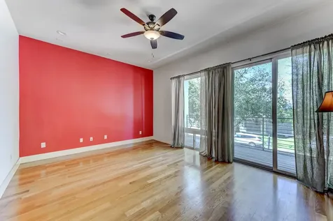 2705 Street Emanuel Street Houston TX 77004