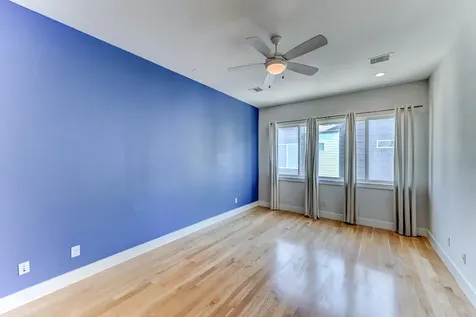 2705 Street Emanuel Street Houston TX 77004