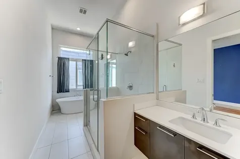 2705 Street Emanuel Street Houston TX 77004