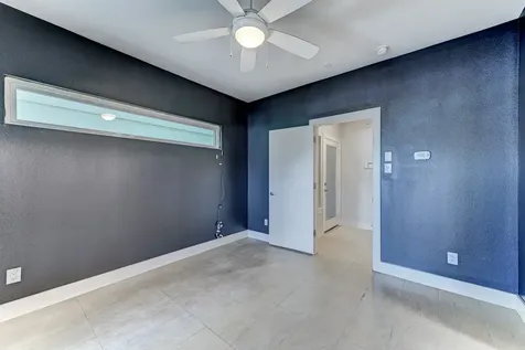 2705 Street Emanuel Street Houston TX 77004