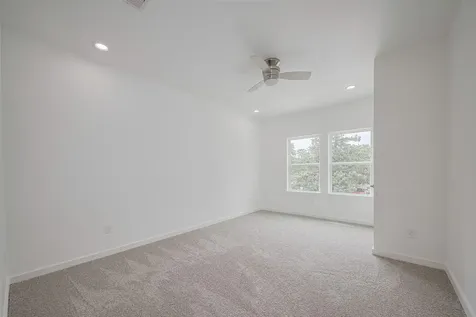 7307 W Knoll Street Houston TX 77028