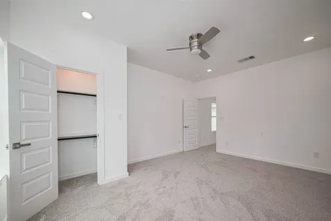 7307 W Knoll Street Houston TX 77028