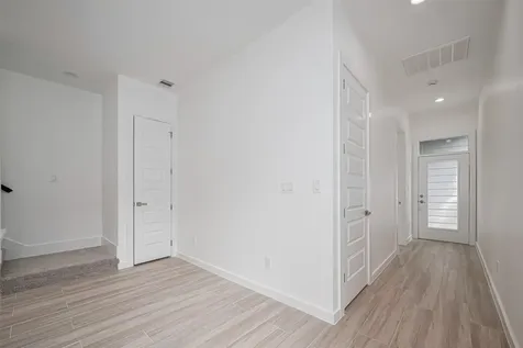 7307 W Knoll Street Houston TX 77028