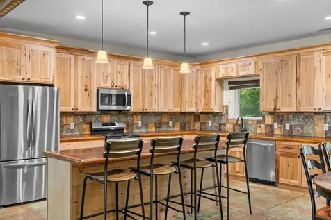 3 Golfclub Drive Normangee TX 77871