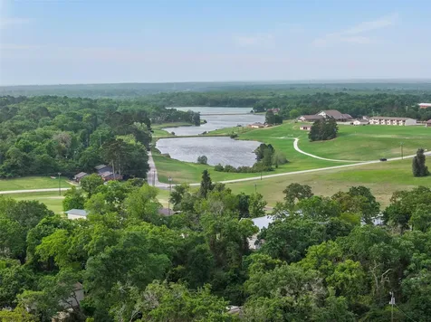 3 Golfclub Drive Normangee TX 77871