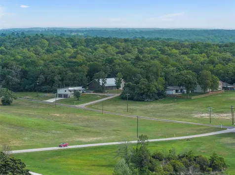 3 Golfclub Drive Normangee TX 77871