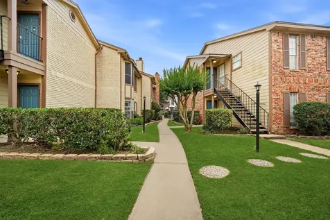 2121 Hepburn Street 820 Houston TX 77054