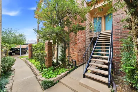 2121 Hepburn Street 820 Houston TX 77054