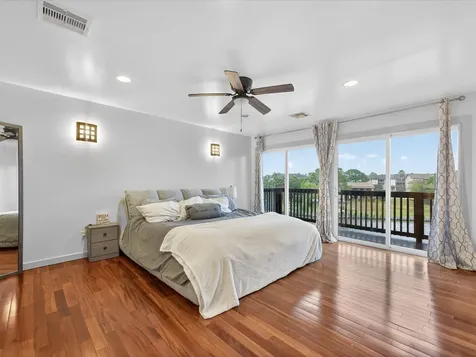 2522 Baycrest Drive Houston TX 77058