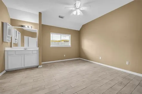 1046 Willersley Lane Channelview TX 77530