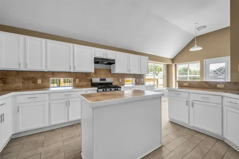 1046 Willersley Lane Channelview TX 77530