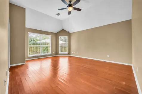 1046 Willersley Lane Channelview TX 77530