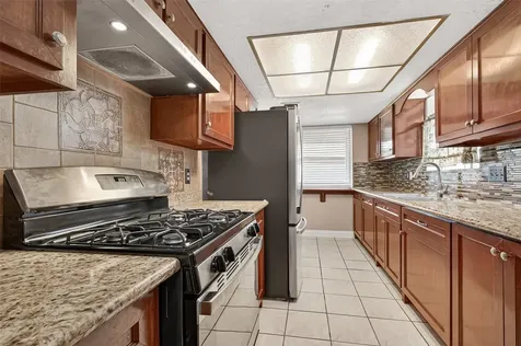 7403 Shady Vale Lane Houston TX 77040