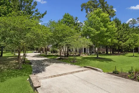 1030 Trailwood Estates Drive Magnolia TX 77354