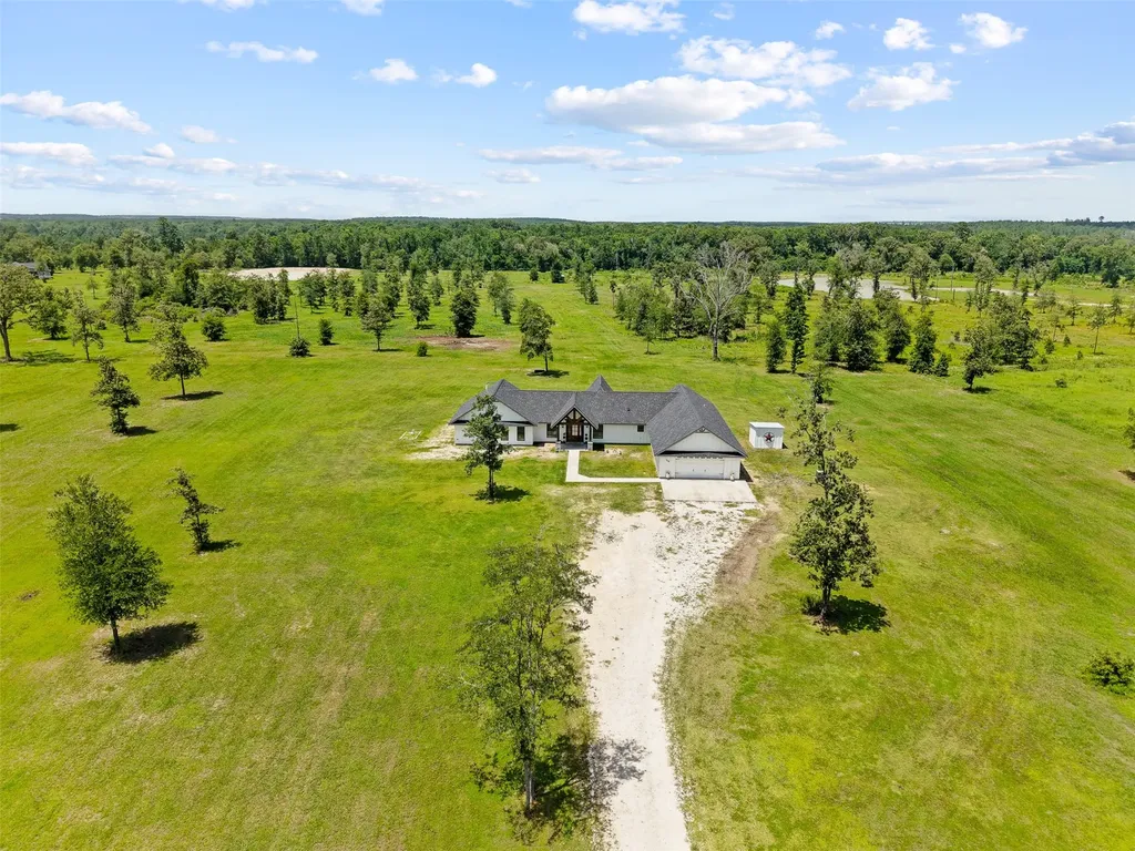 565 Brushy Creek Drive Onalaska TX 77360