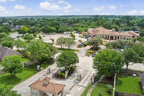 2409 S Venice Drive Pearland TX 77581