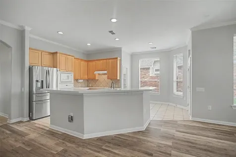 2409 S Venice Drive Pearland TX 77581