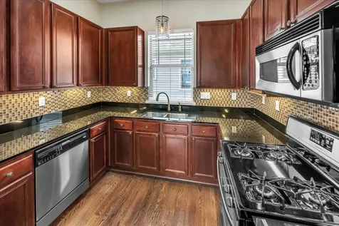 1715 W 24th Street Houston TX 77008
