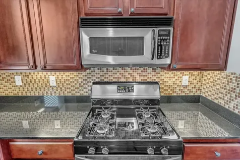 1715 W 24th Street Houston TX 77008