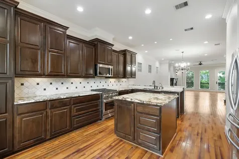 262 Breezy Way The Woodlands TX 77380