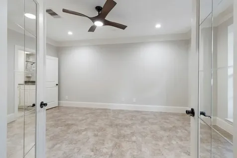 262 Breezy Way The Woodlands TX 77380