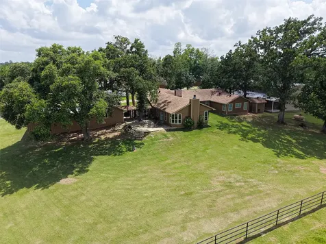 41115 Community Road Magnolia TX 77354