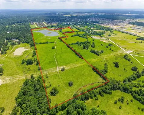 41115 Community Road Magnolia TX 77354