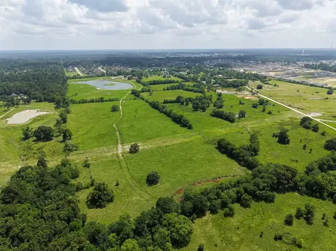 41115 Community Road Magnolia TX 77354