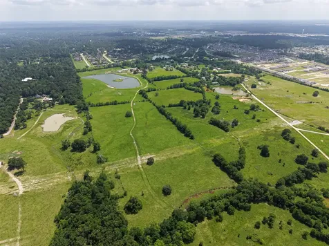 41115 Community Road Magnolia TX 77354